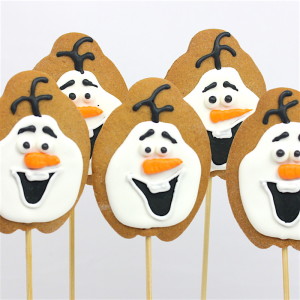 Olaf themed cookie pops